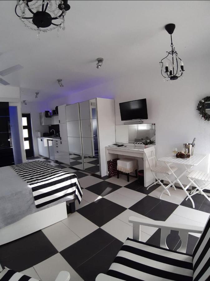 The Pervoli Studio - Pool - Close To Beach Larnaka Exterior foto